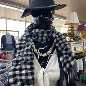 Black and White Checkered Scarf